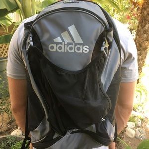 Soccer backpack w/net for ball
